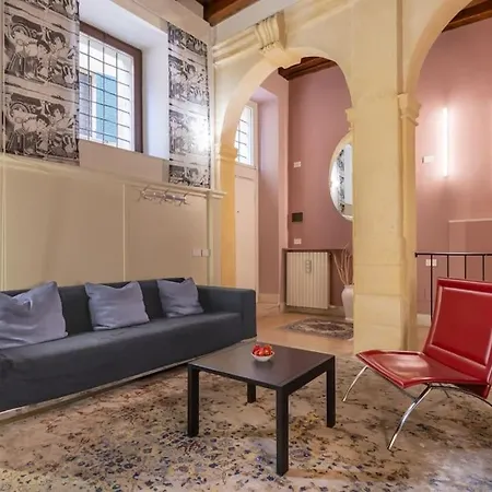 Apartment Residenza Angels @piazzadelleerbe *