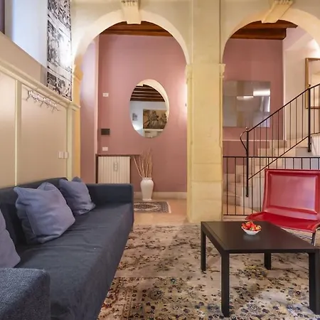 Residenza Angels @piazzadelleerbe Apartment