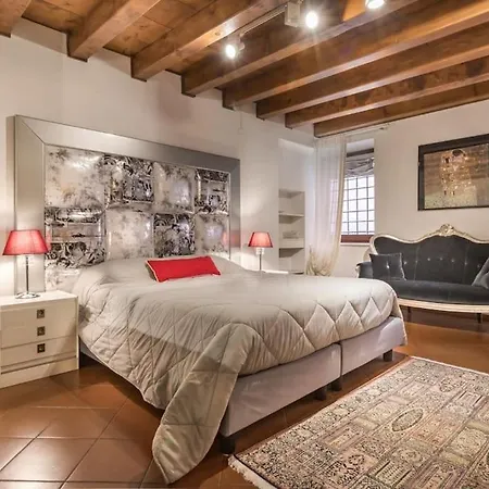 Residenza Angels @piazzadelleerbe * Verona